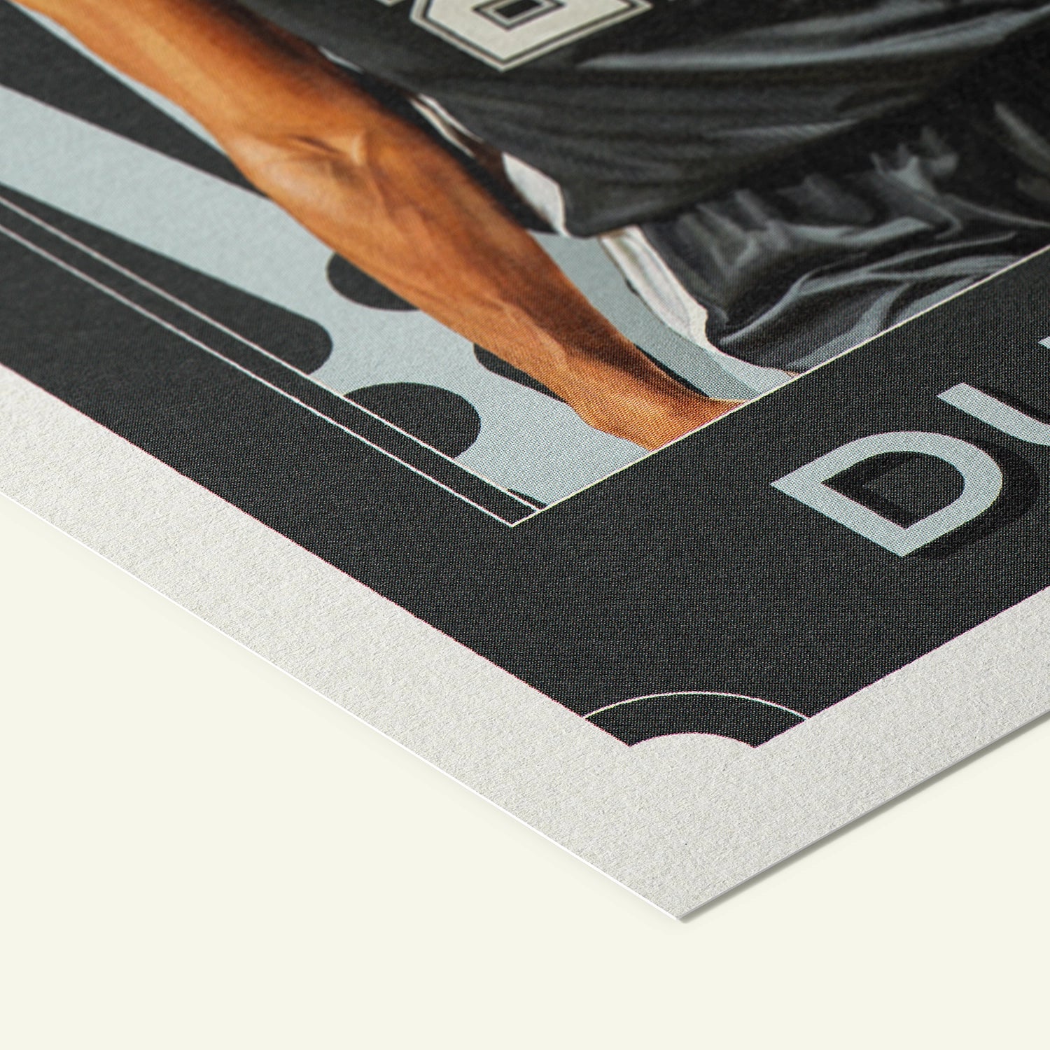 Detailed view of the premium matte paper structure of our Tim Duncan San Antonio Spurs Poster.